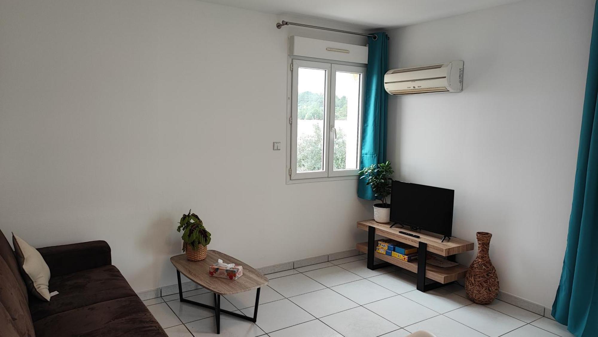 Appartement Cosy Uchaud エクステリア 写真